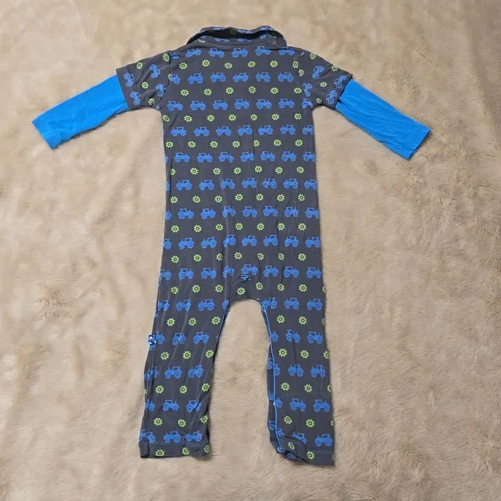 KICKEE PANTS CHARCOAL WITH TRACTORS AND TIRES ROMPER, SIZE 18-24 MONTHS